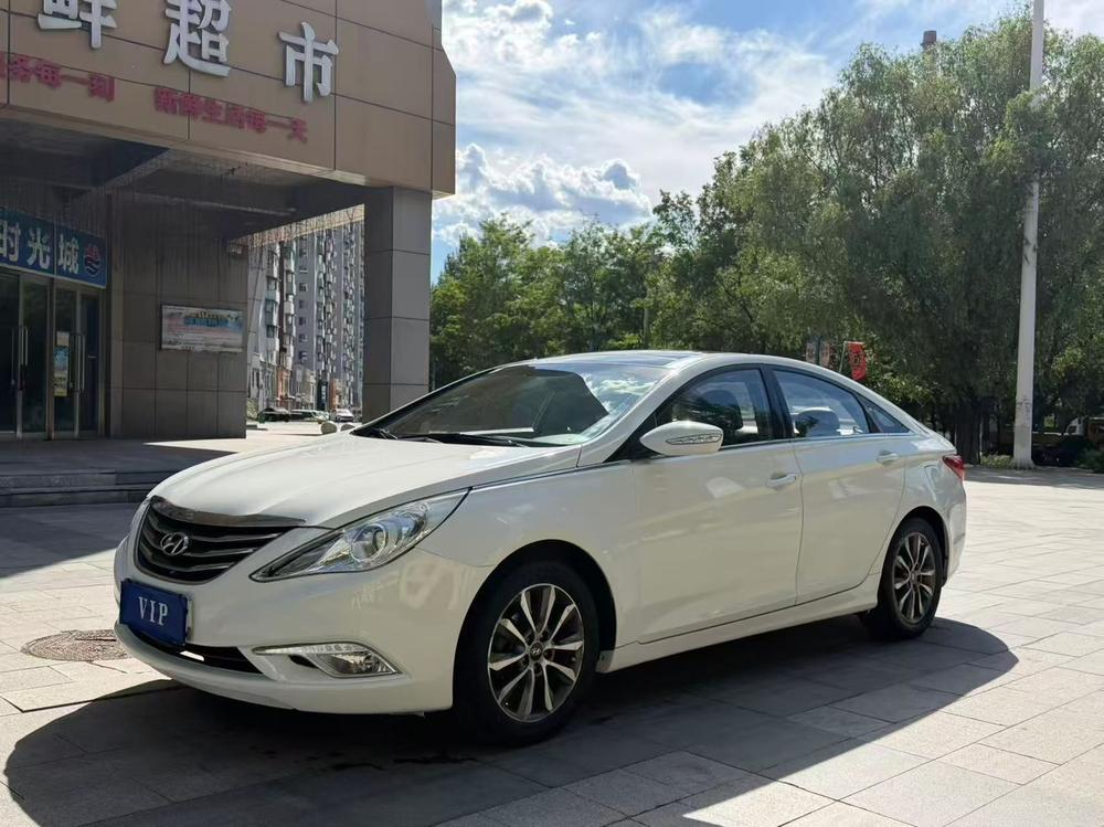 Hyundai Sonata YF