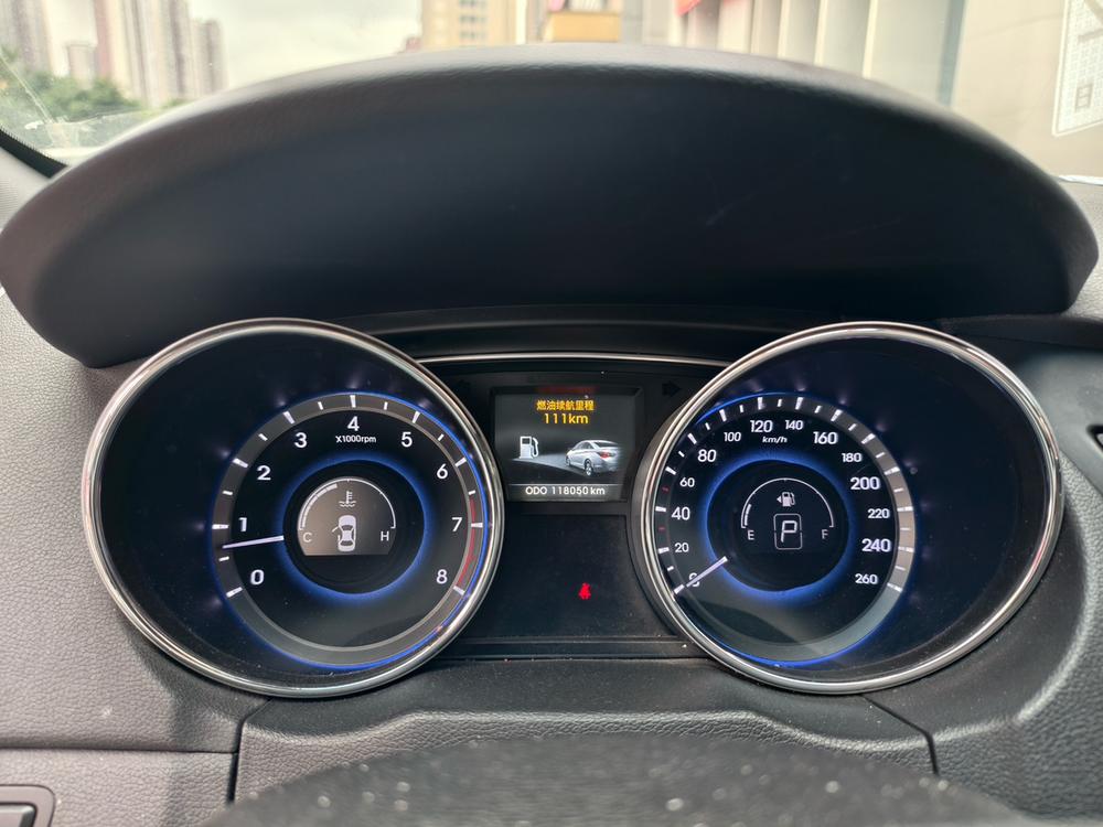 Hyundai Sonata YF