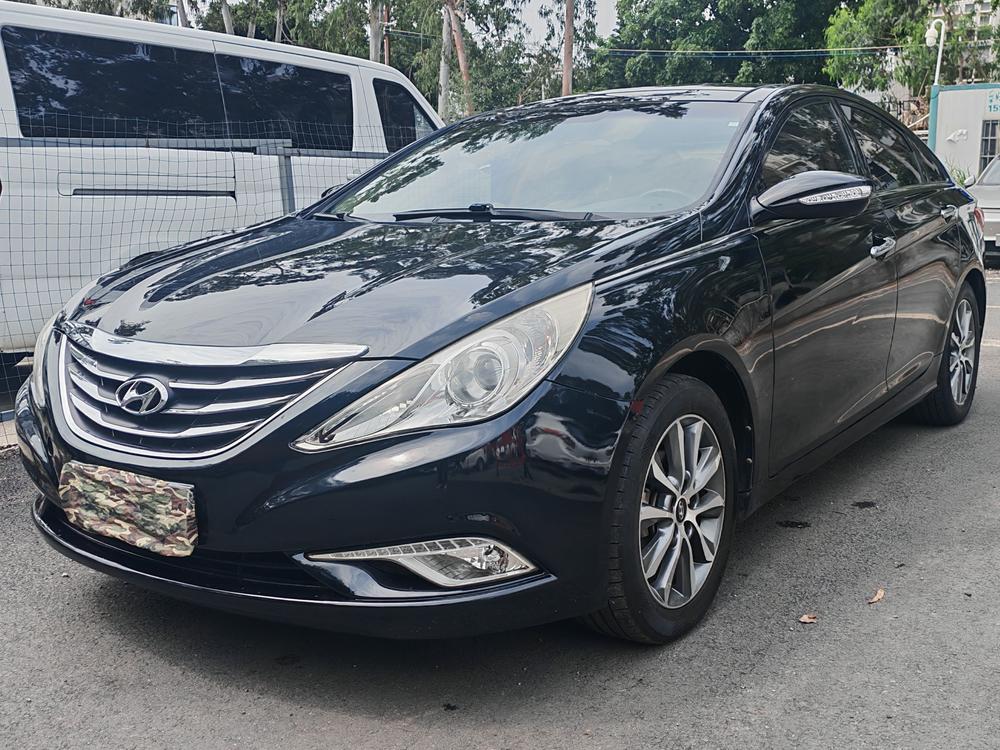 Hyundai Sonata YF