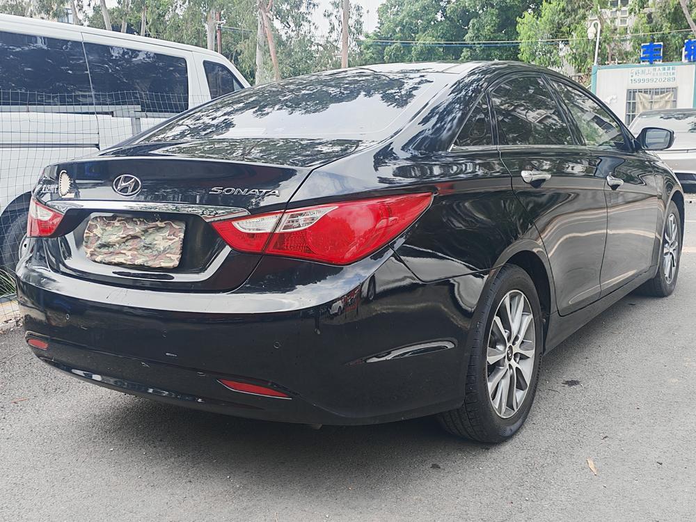 Hyundai Sonata YF