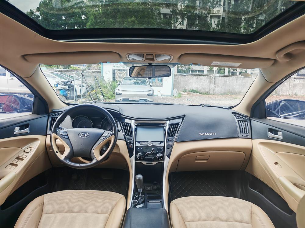 Hyundai Sonata YF