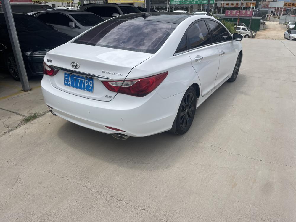 Hyundai Sonata YF