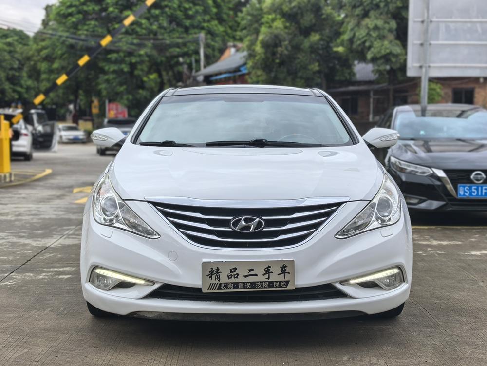 Hyundai Sonata YF