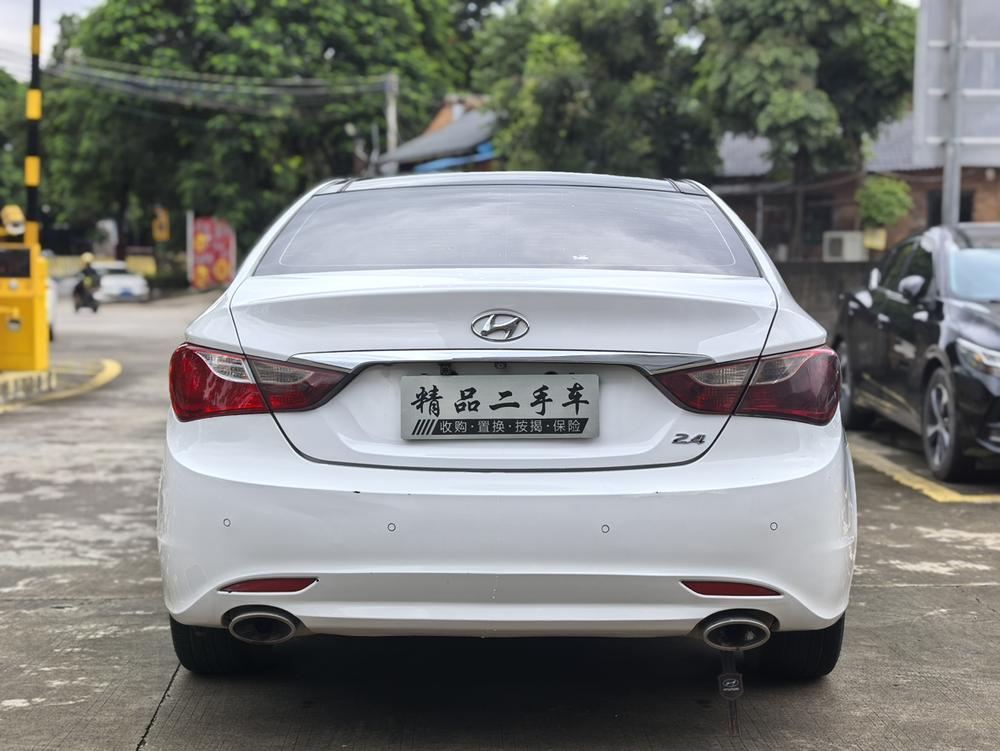 Hyundai Sonata YF