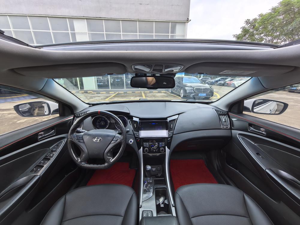 Hyundai Sonata YF
