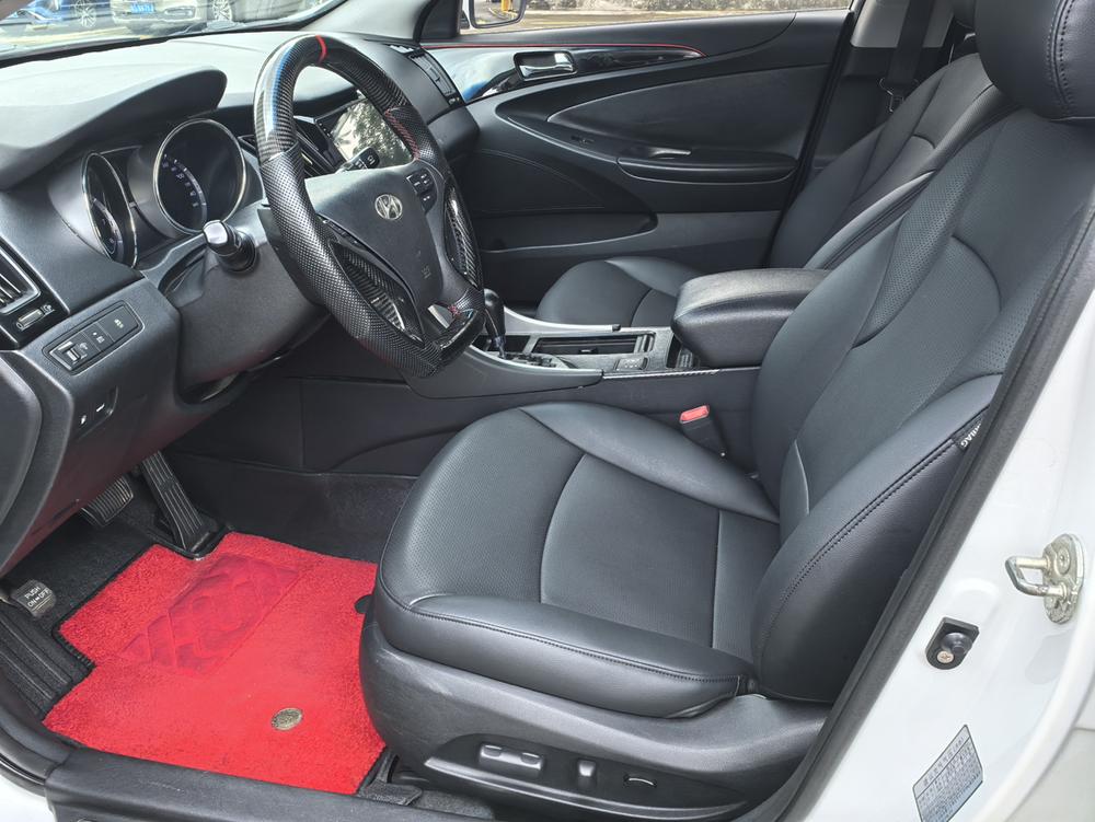 Hyundai Sonata YF