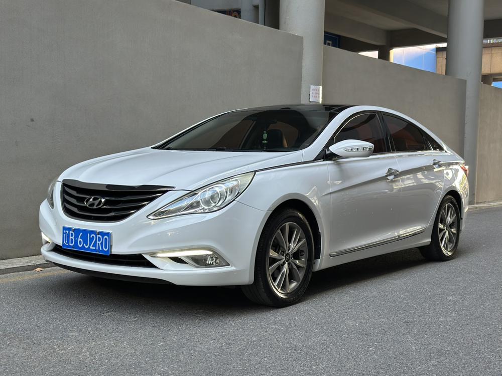 Hyundai Sonata YF