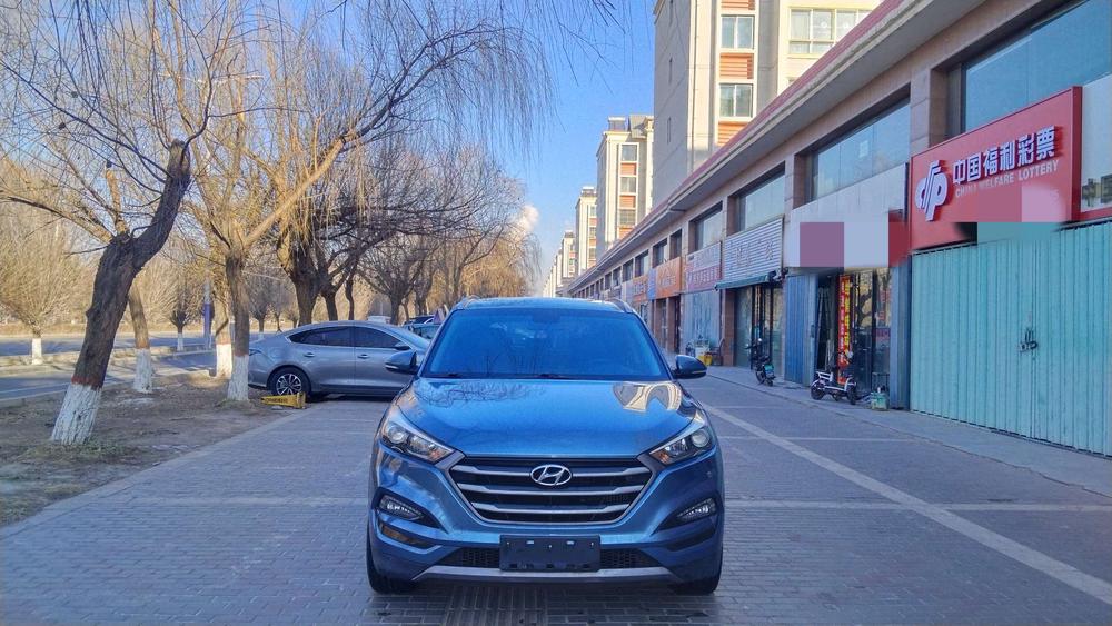 Hyundai Tucson