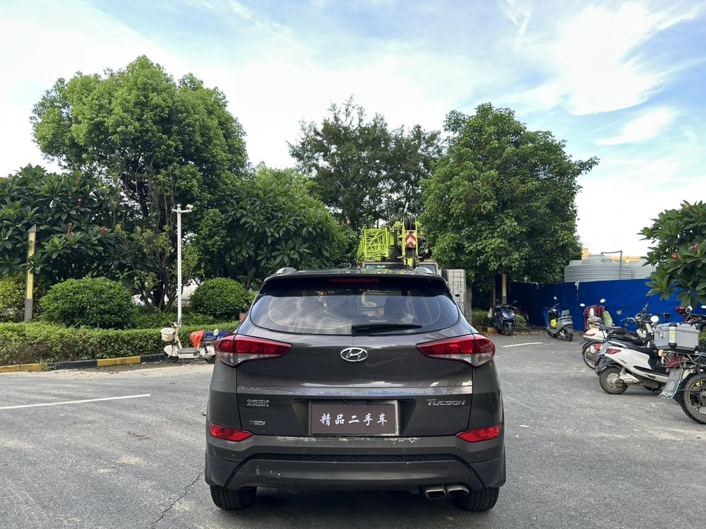 Hyundai Tucson