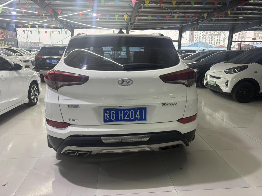Hyundai Tucson