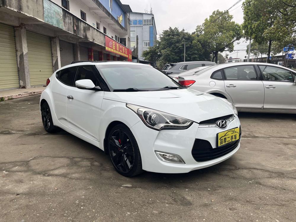 Hyundai Veloster