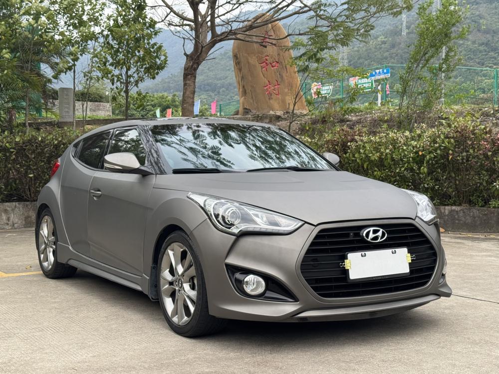 Hyundai Veloster