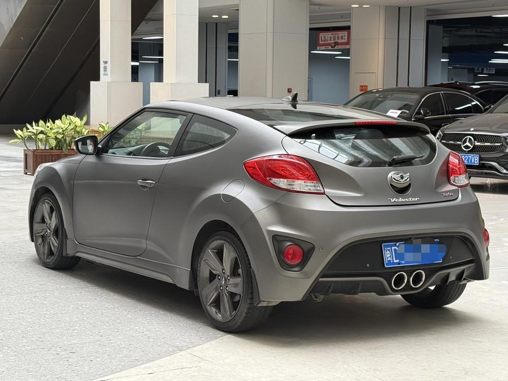 Hyundai Veloster