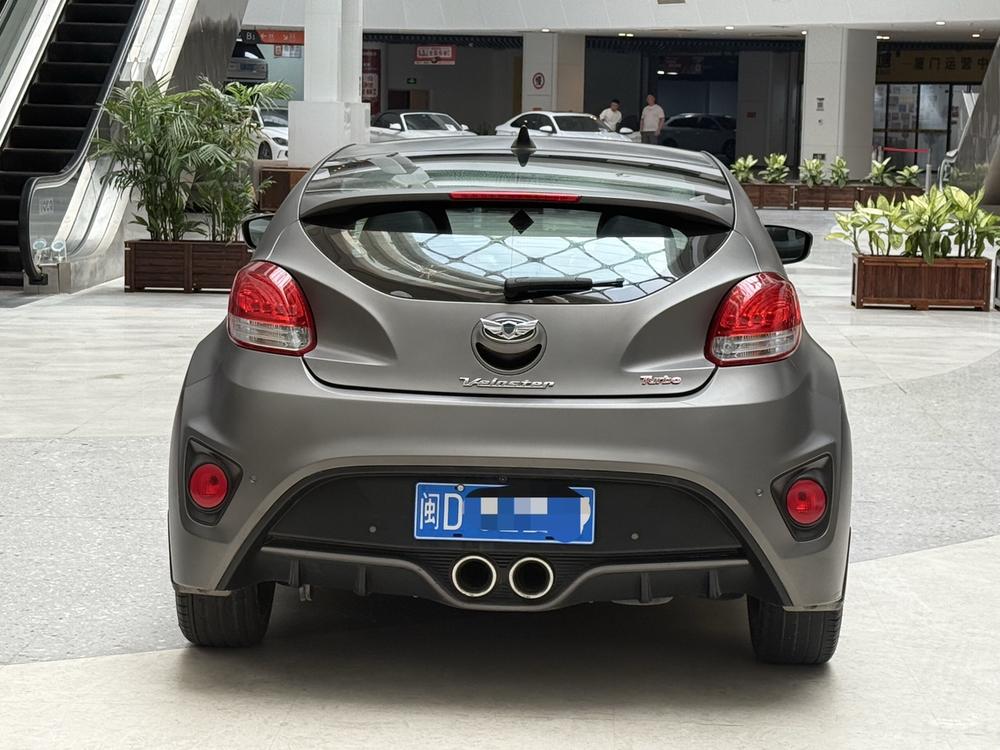 Hyundai Veloster