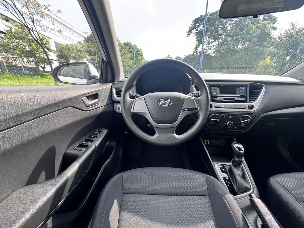 Hyundai Verna RV