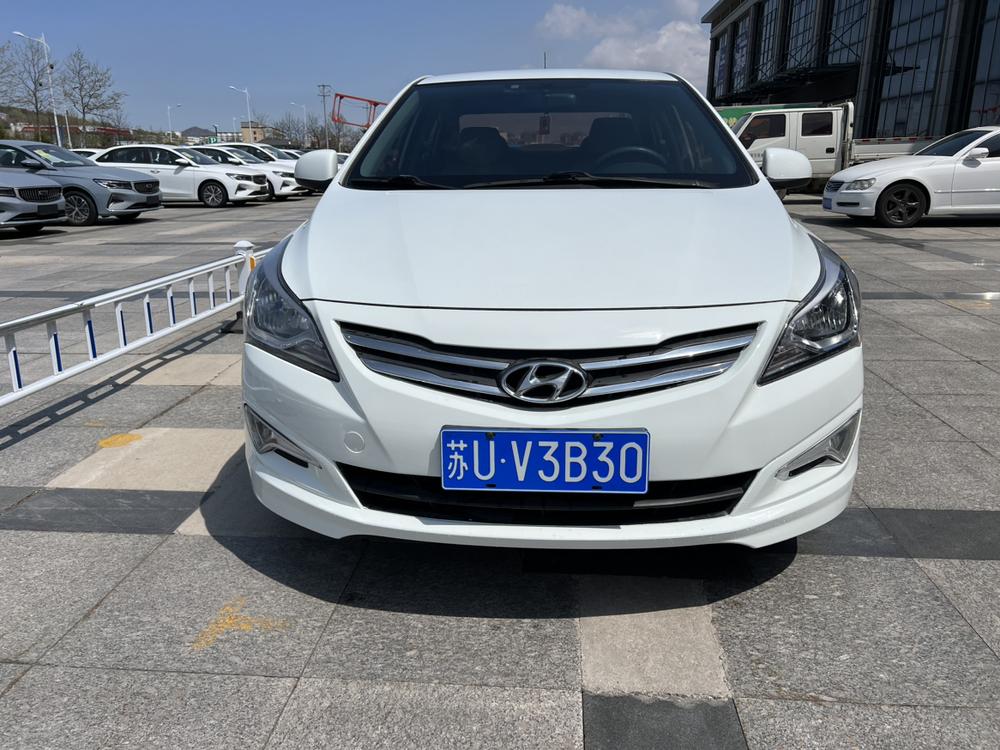 Hyundai Verna