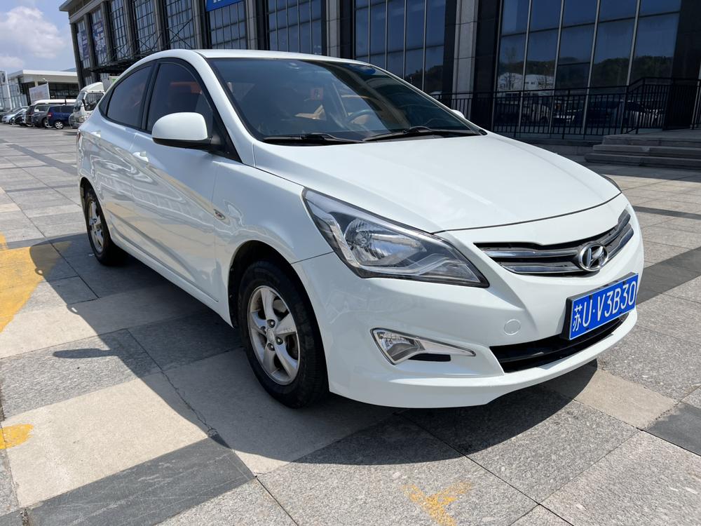 Hyundai Verna