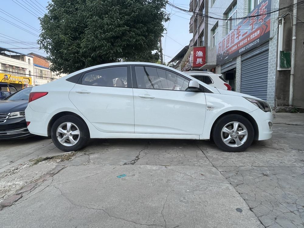 Hyundai Verna