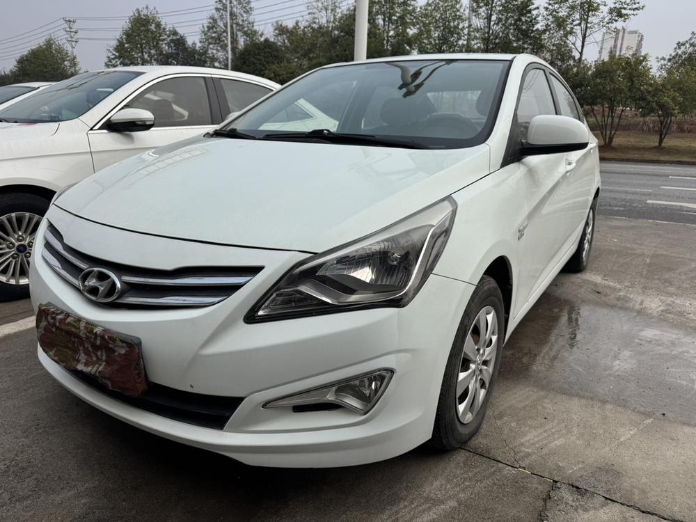 Hyundai Verna