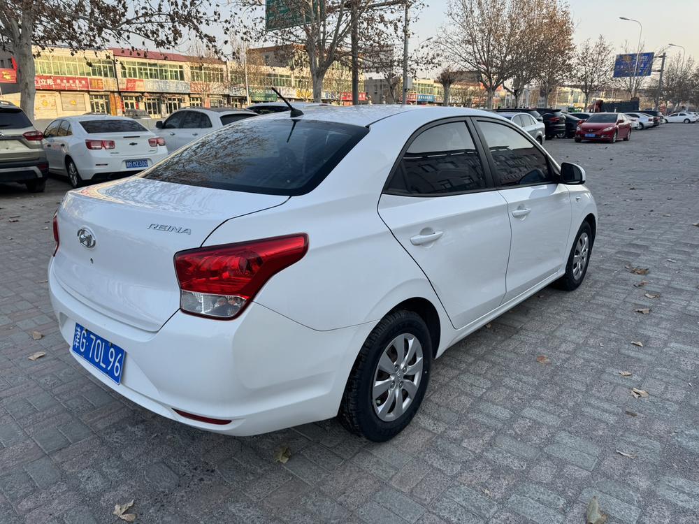 Hyundai Verna