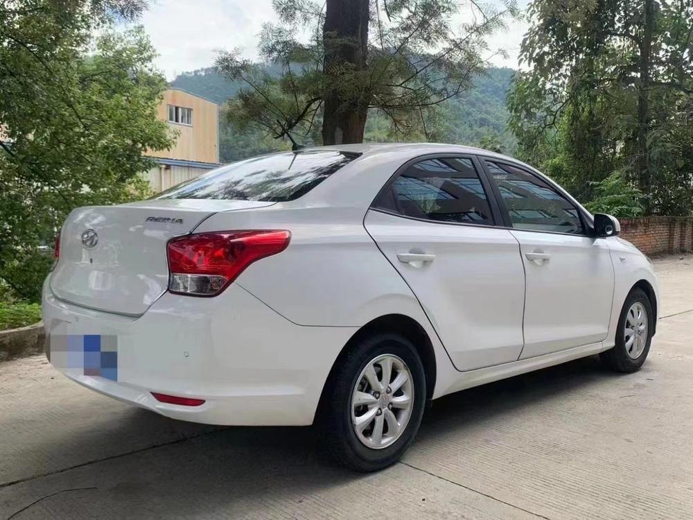 Hyundai Verna