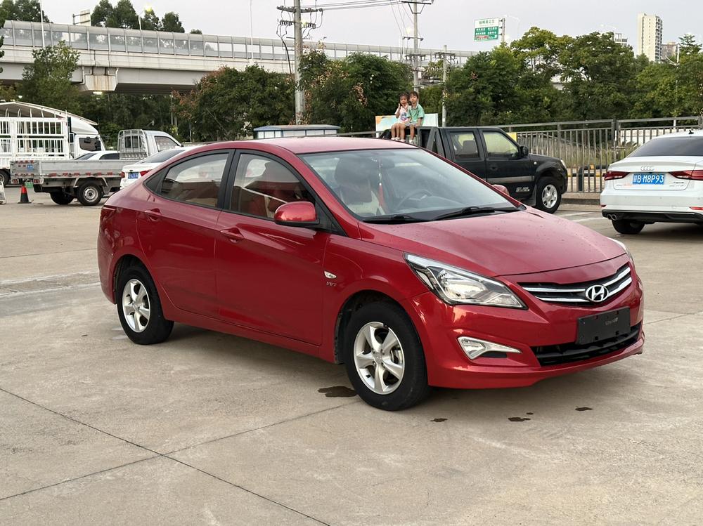 Hyundai Verna