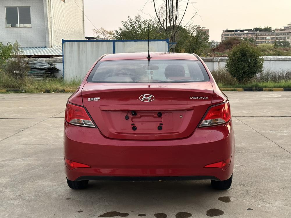 Hyundai Verna