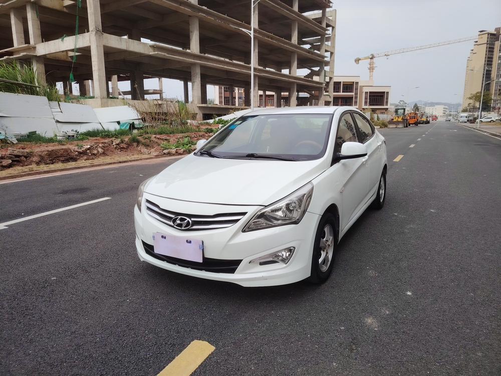 Hyundai Verna