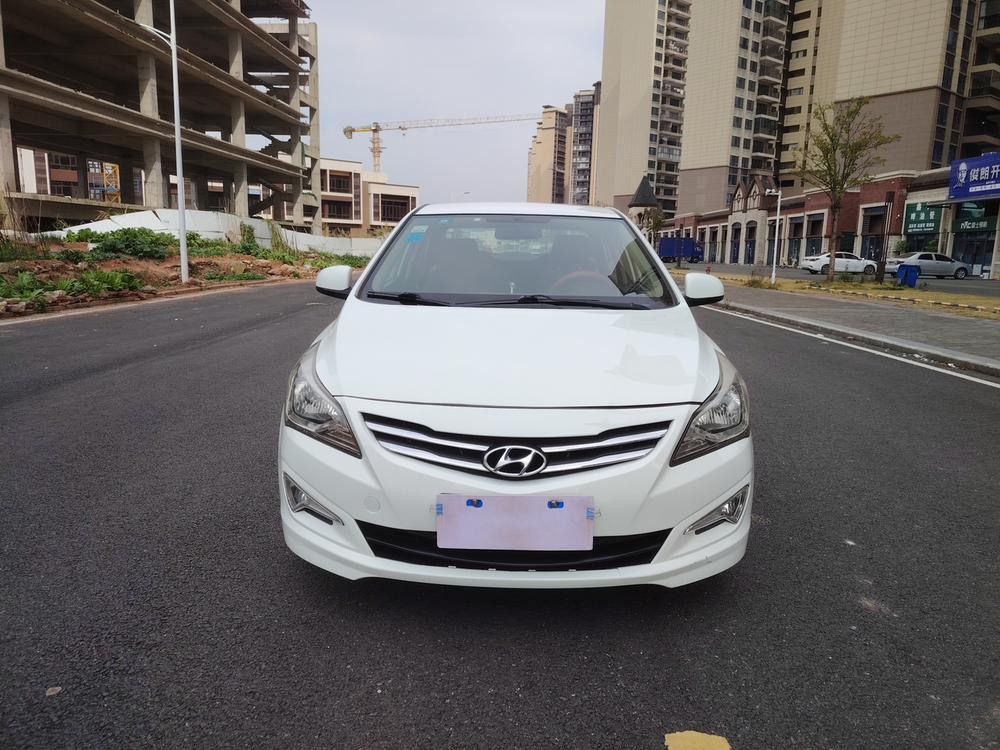Hyundai Verna