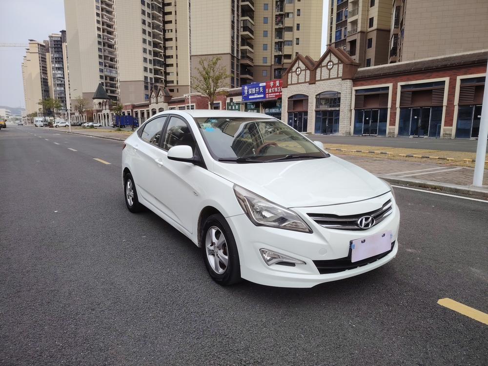 Hyundai Verna