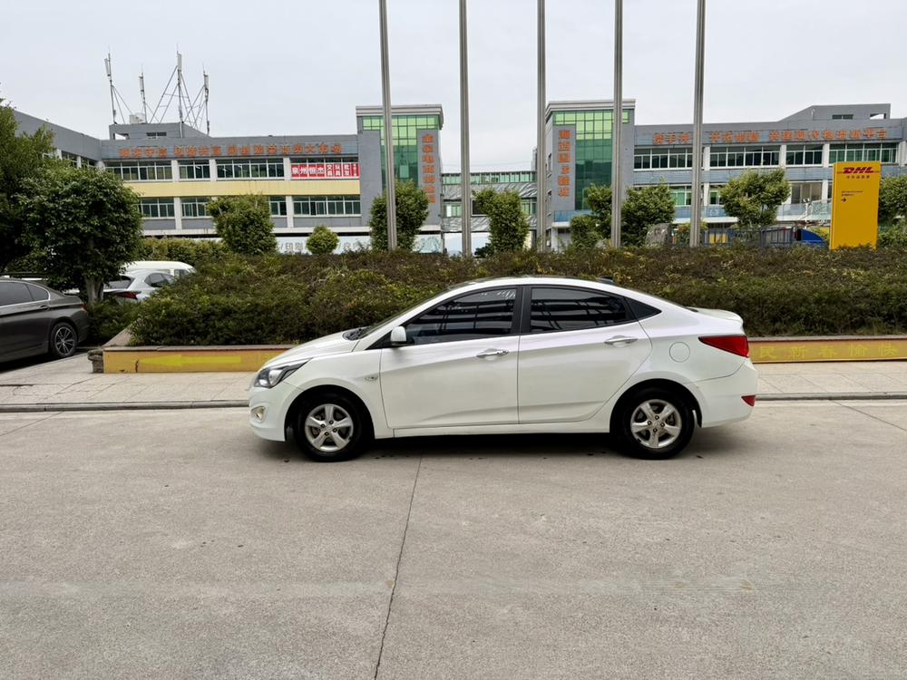 Hyundai Verna