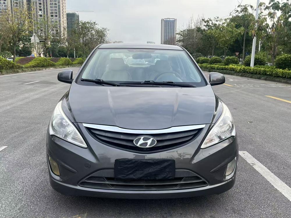 Hyundai Verna