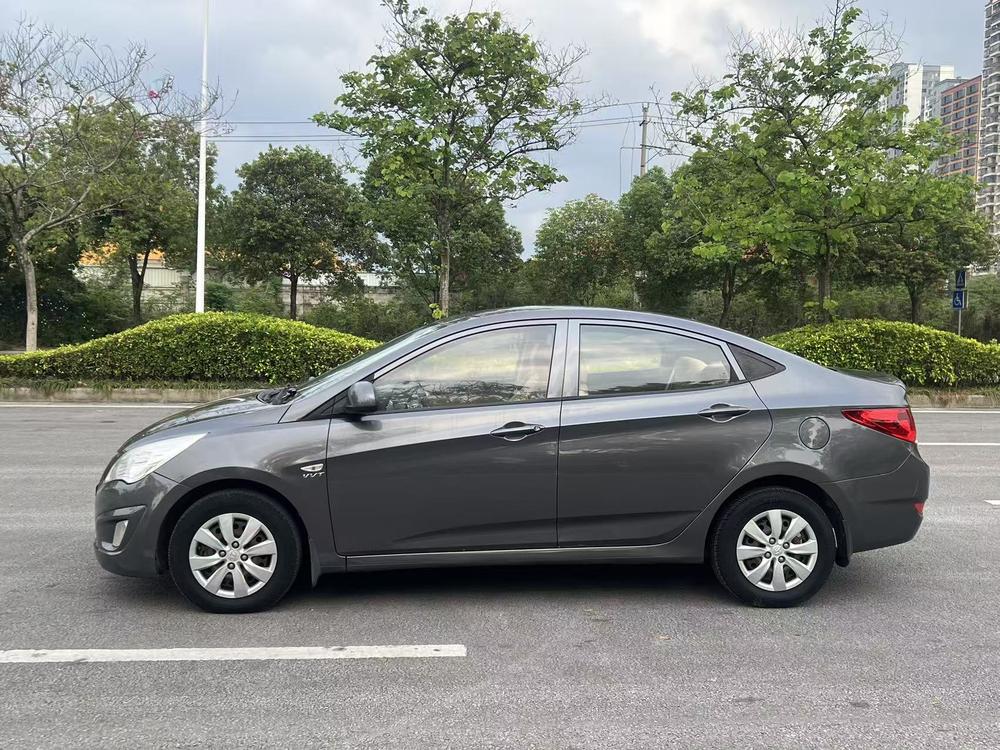 Hyundai Verna