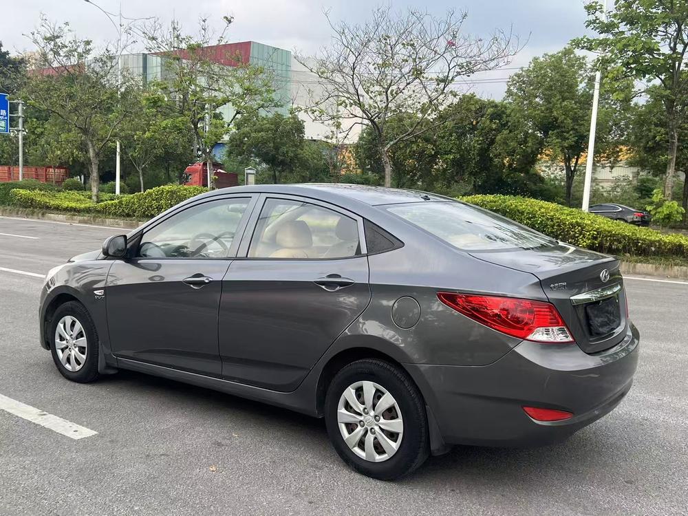 Hyundai Verna