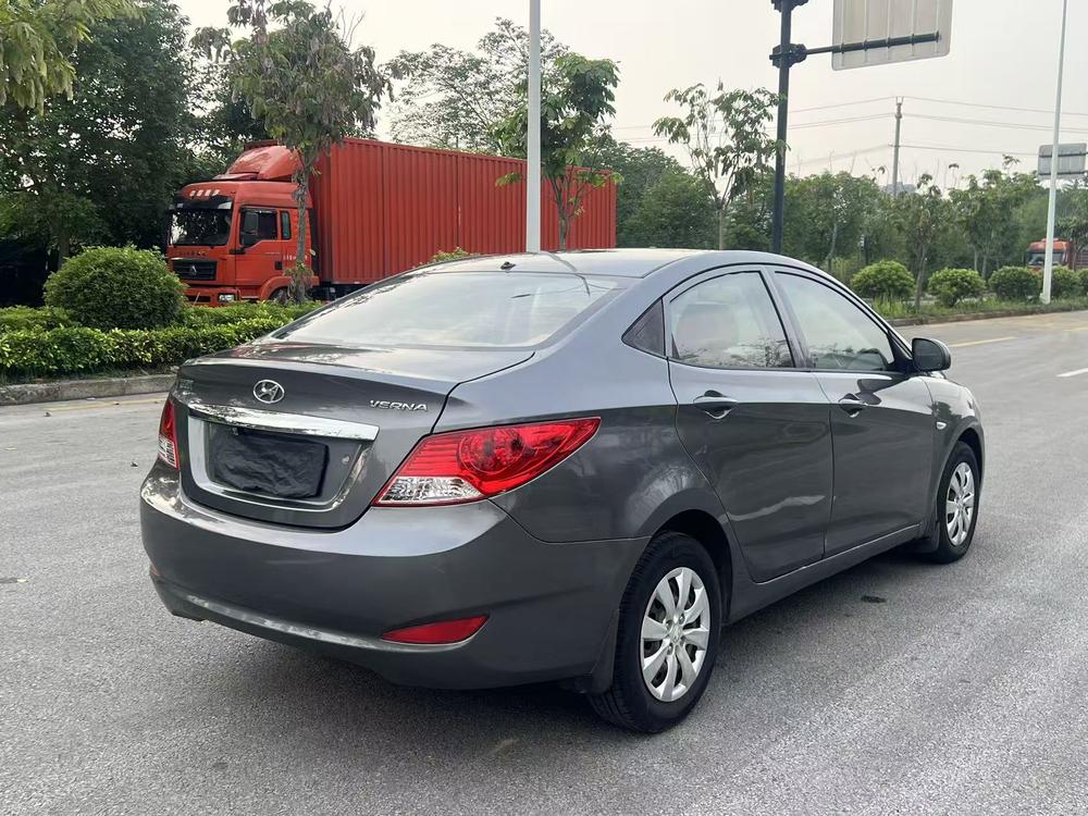 Hyundai Verna