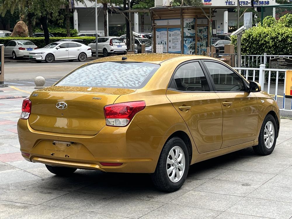 Hyundai Verna
