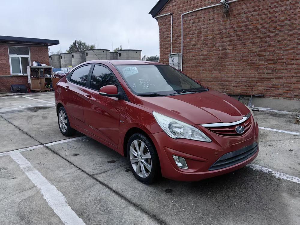 Hyundai Verna