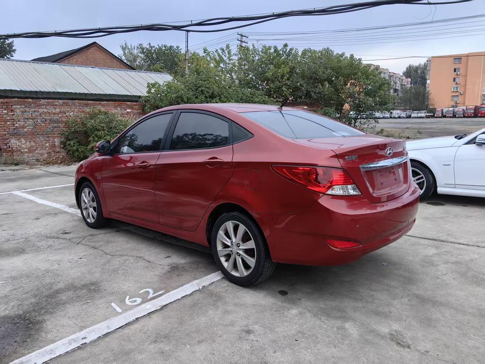 Hyundai Verna