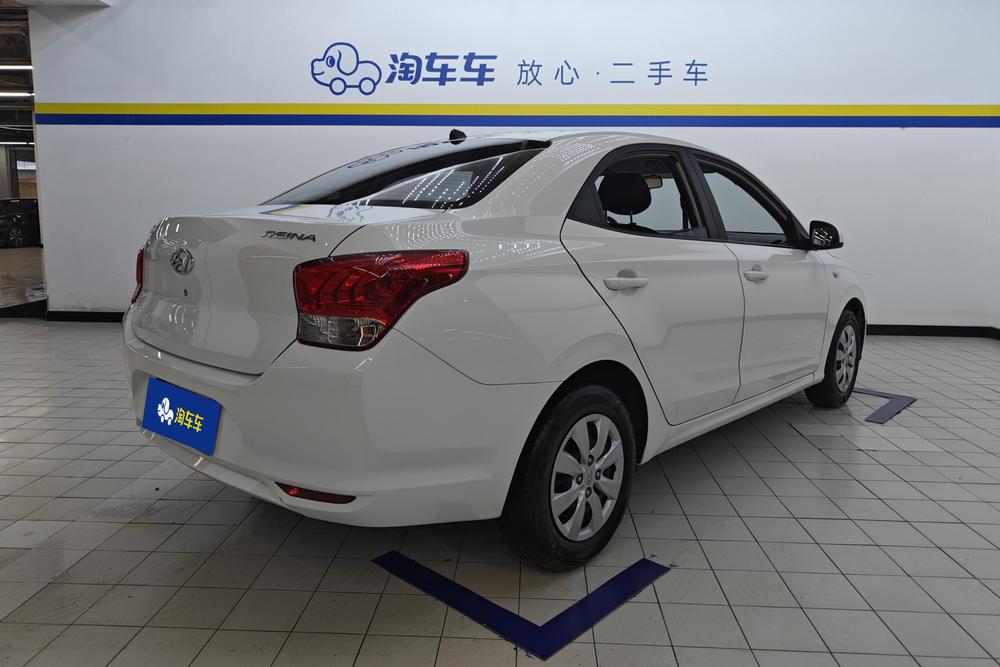 Hyundai Verna