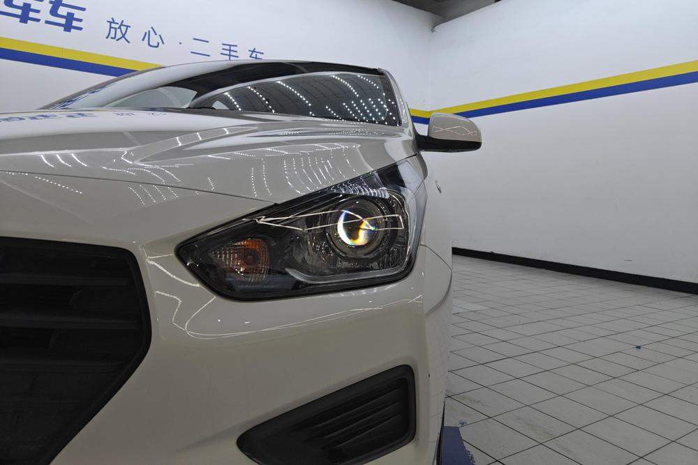 Hyundai Verna