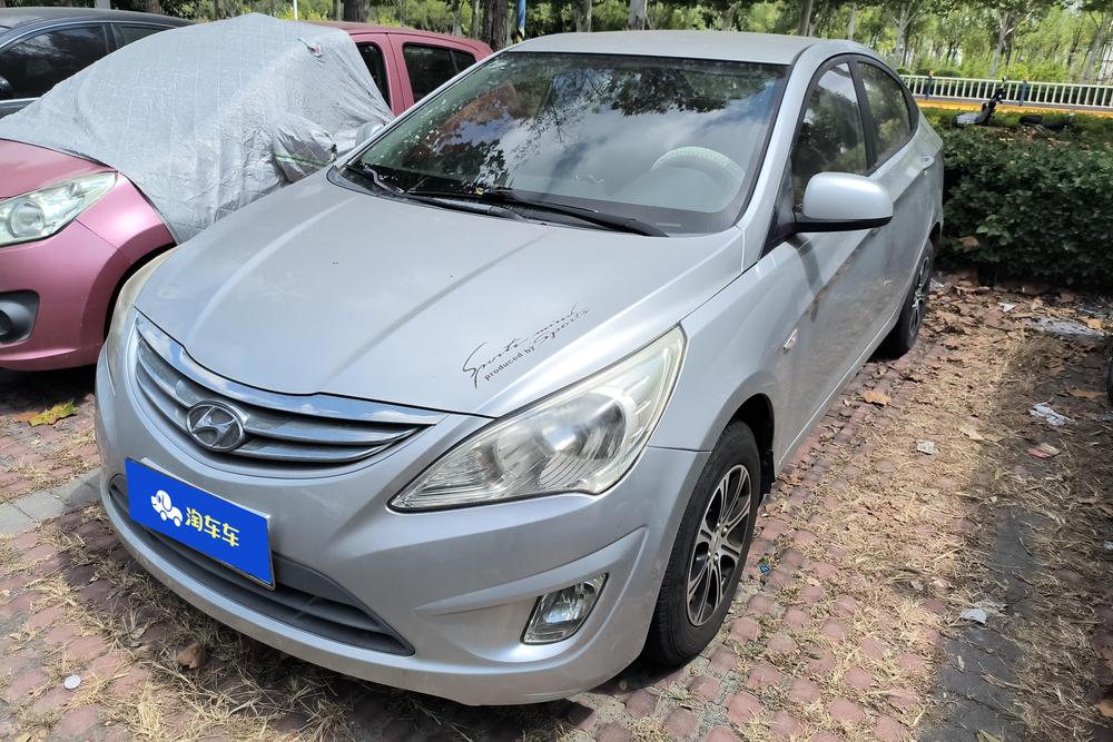 Hyundai Verna