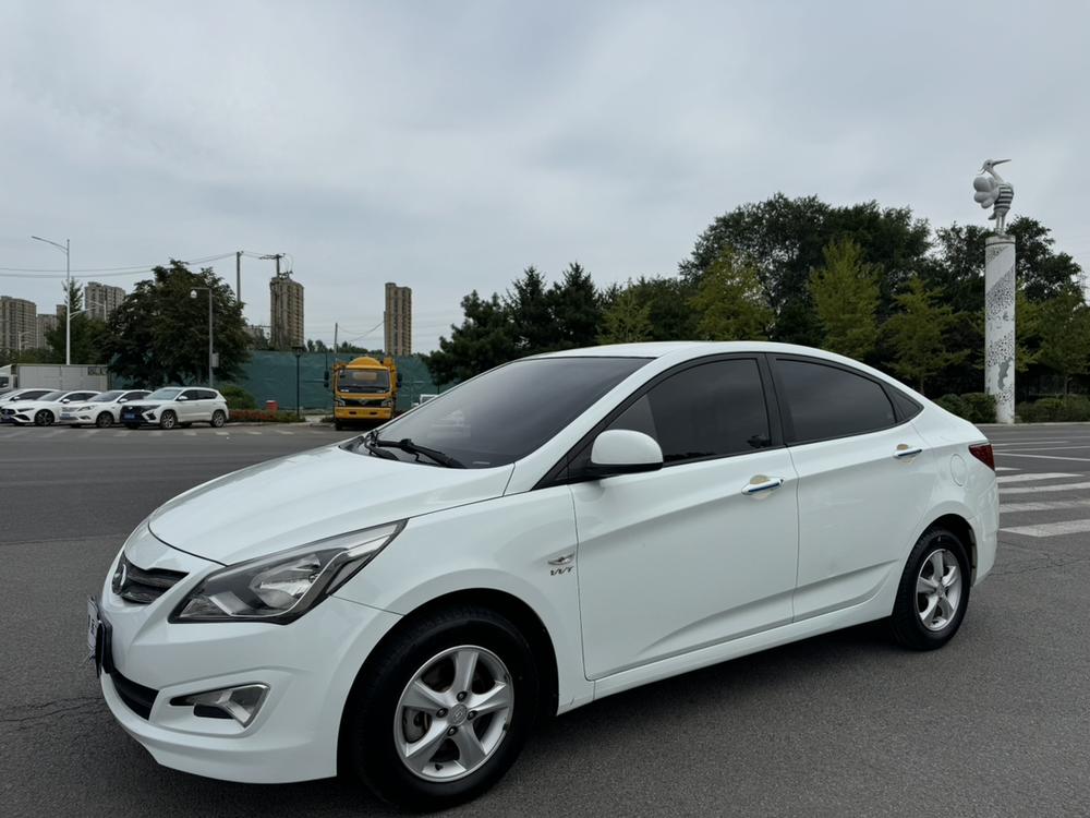 Hyundai Verna