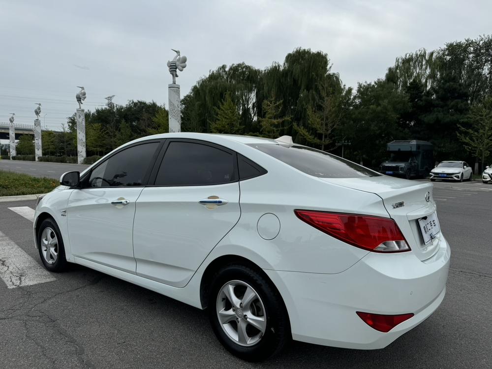 Hyundai Verna