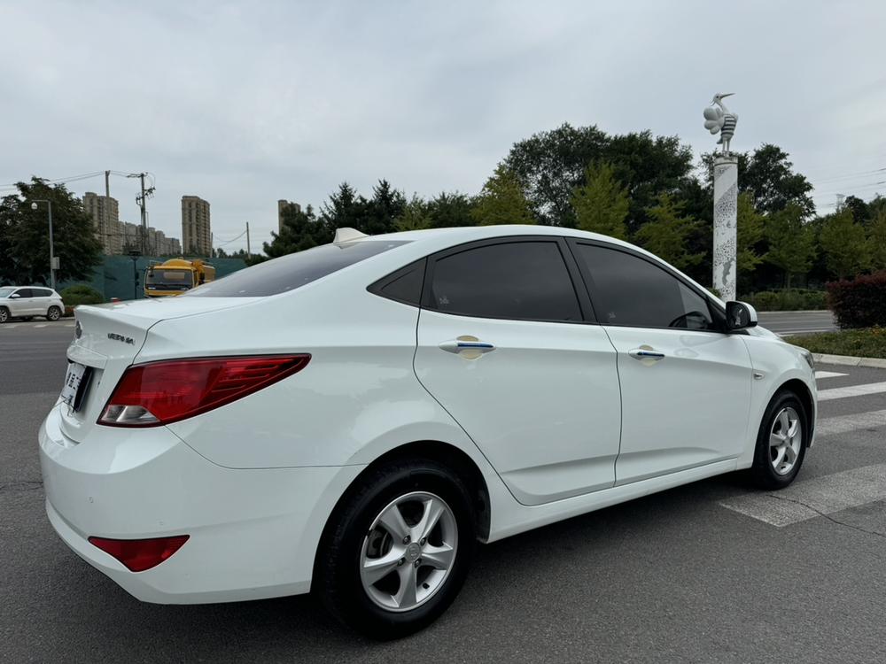 Hyundai Verna