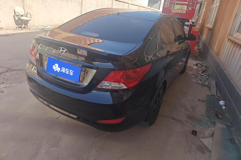 Hyundai Verna