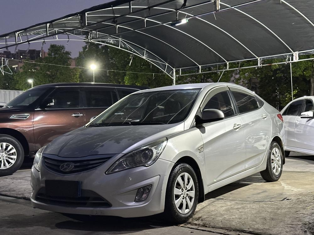 Hyundai Verna
