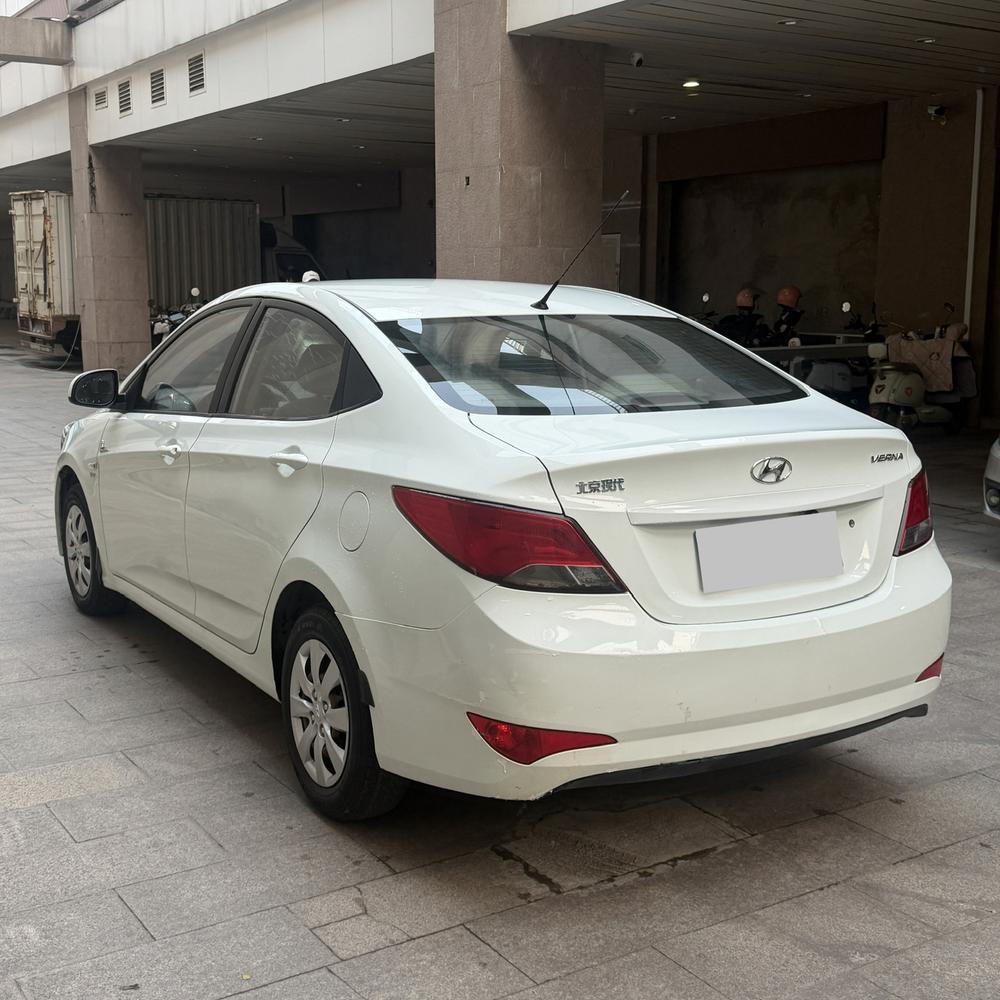 Hyundai Verna