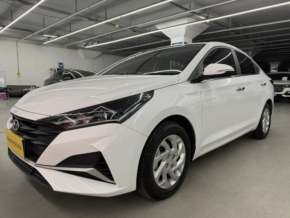 Hyundai Verna