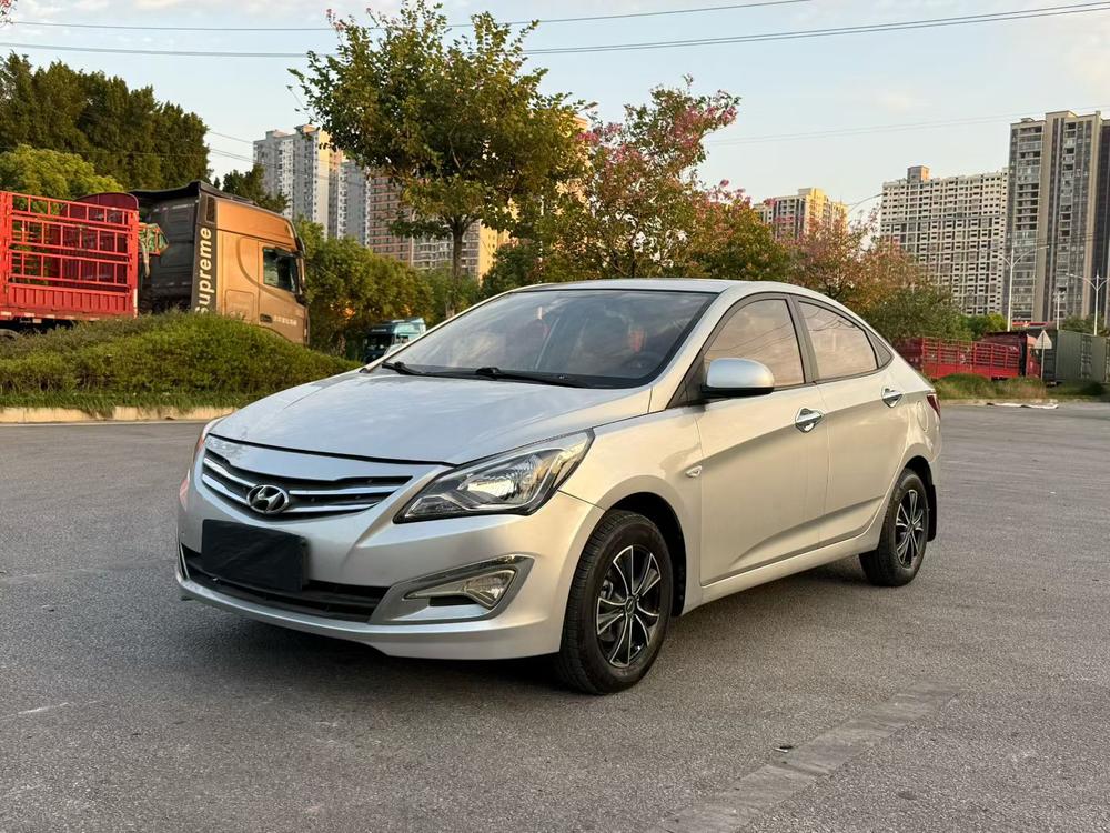 Hyundai Verna