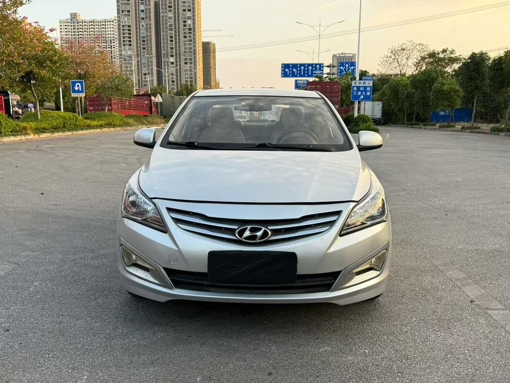Hyundai Verna